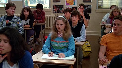 ¡Fast Times at Ridgemont High: una comedia adolescente que sigue siendo relevante hoy en día!